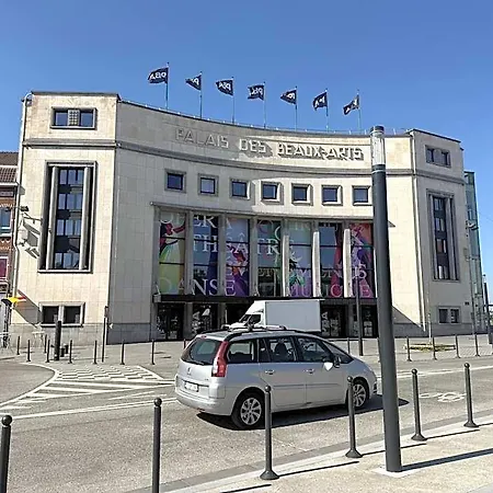 Double Apart Otel Charleroi